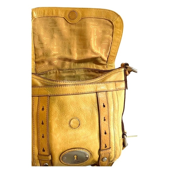 Fossil Vintage Tan Bag distressed leather crossbody handbag - Picture 4 of 7